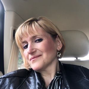 Meet your Posher, Alla